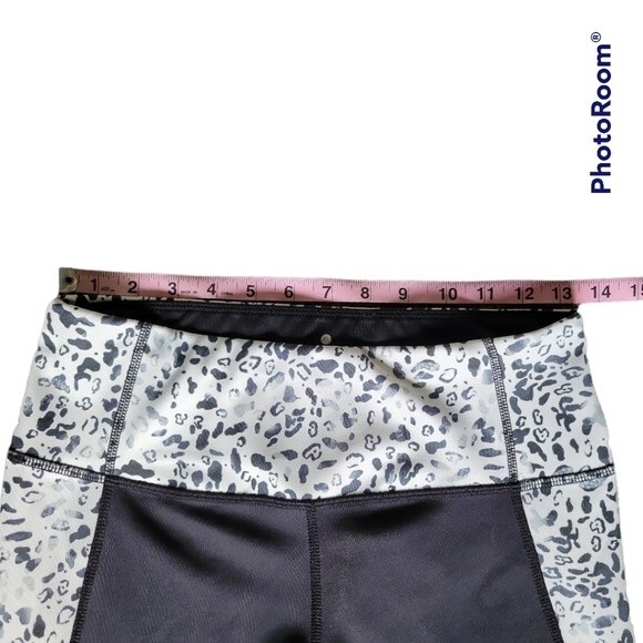 APANA ANIMAL PRINT BLACK & WHITE LEGGINGS - M - Picture 7 of 9